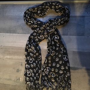 Peace sign scarf